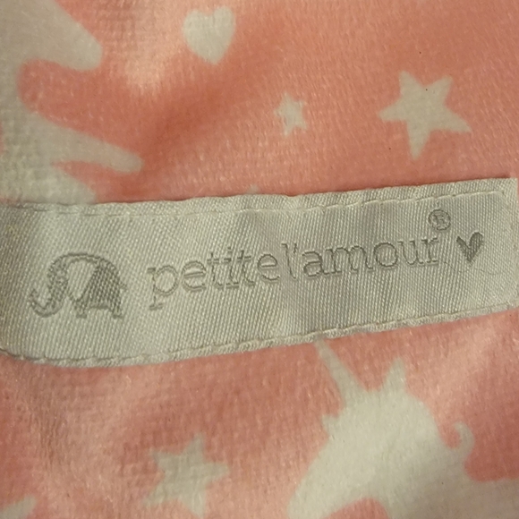 Newborn, 3 bundle of thick cozy swaddles! Petite L'amour & more - Picture 5 of 8